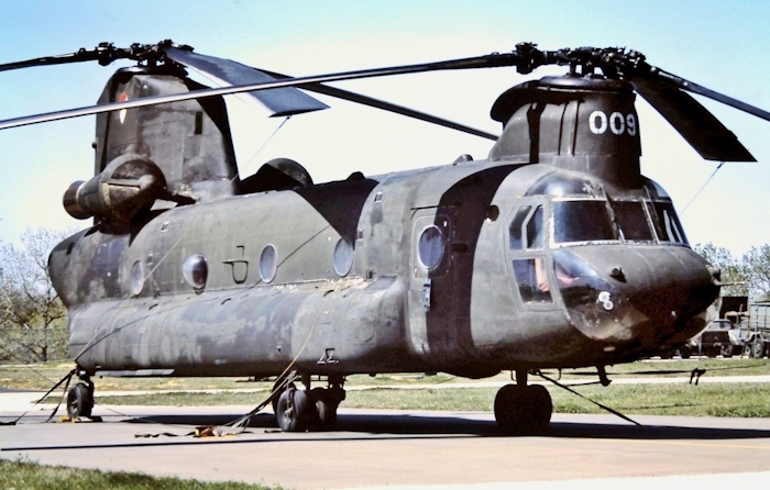 CH-47C Chinook helicopter 70-15009 sitting on the ramp at Naval Air Station (NAS) Dallas on 30 March 1987.