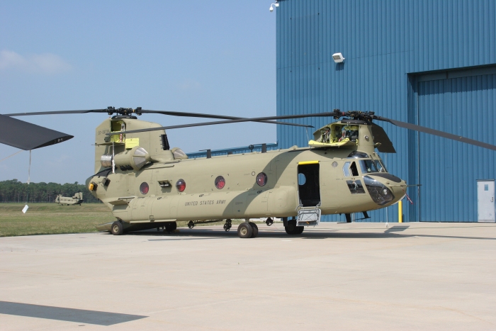 6 August 2010: CH-47F Chinook helicopter 07-08738 receives some final maintenance and MWO installations at Millville Airport (KMIV), New Jersey, prior to delivery to the gaining unit.