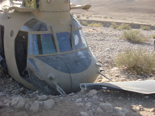 At the crash site: CH-47F Chinook helicopter 08-08042 after the hard landing in Afghanistan.