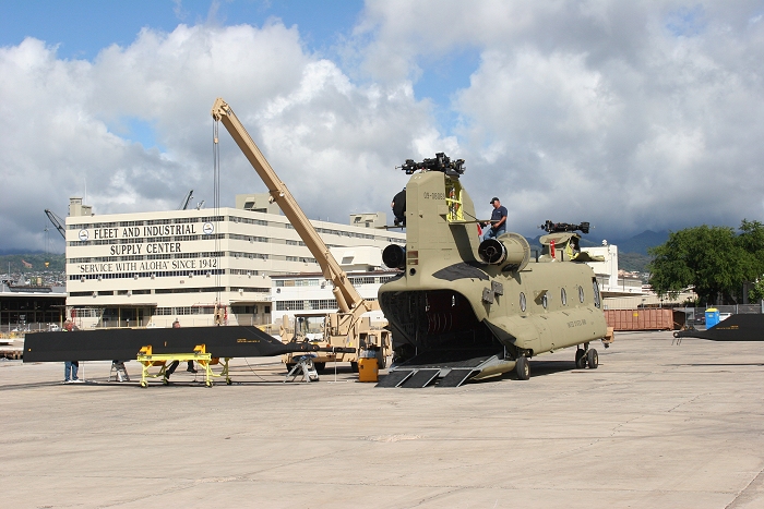 20 November 2010: CH-47F Chinook helicopter 09-08069 is the last aircraft on the dock at Pearl Harbor to get reassembled.