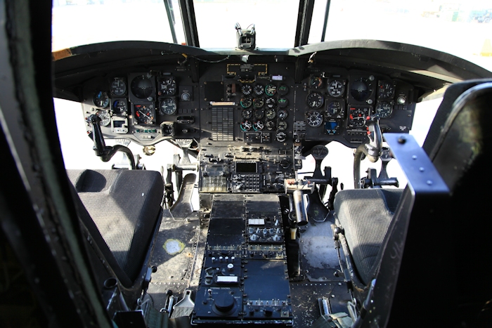7 February 2014: The cockpit of CH-47D Chinook helicopter 89-00089 as that aircraft underwent a Foreign Military Sale (FMS) to the Republic of Korea.